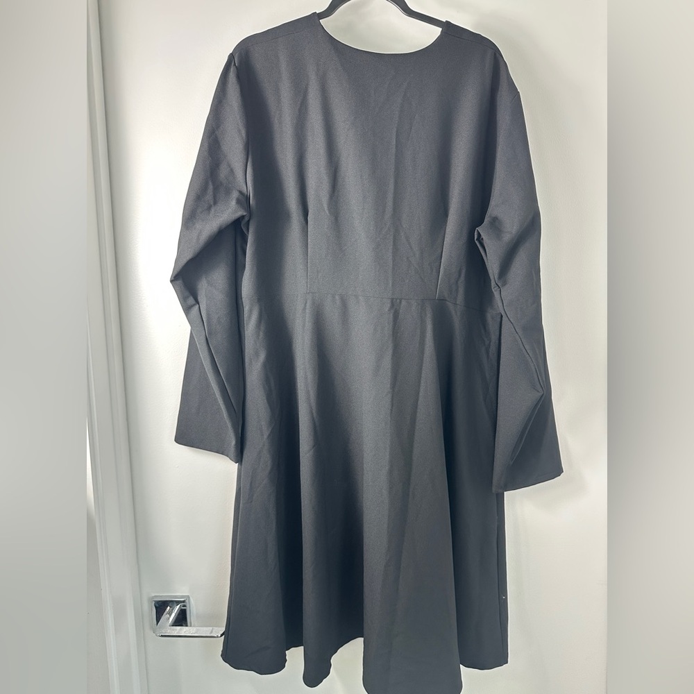 Elegant Long Sleeve Black Dress